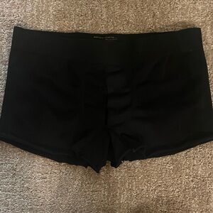 Seamless Ruffled Edge Boyshorts